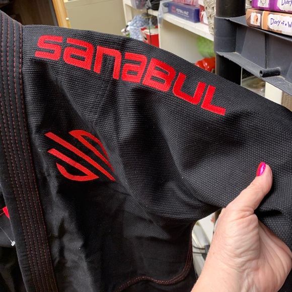 Sanabul A1 Brazilian Jiu-Jitsu Gi-Black with Red Logos - Picture 4 of 9